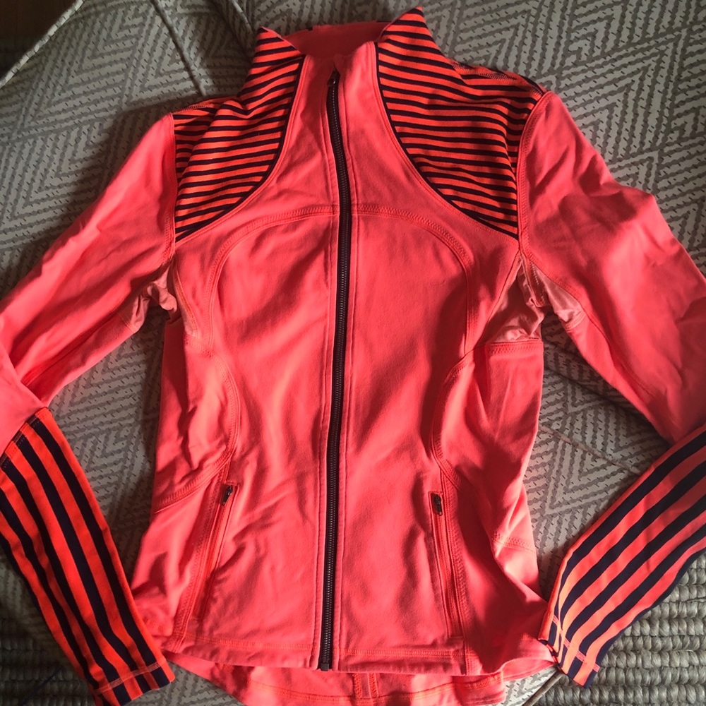 Lululemon zip up sweatshirt